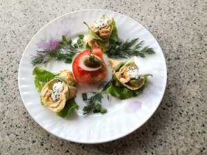 Палачинка от яйце с плънка