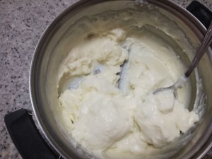 крем от нишесте и брашно