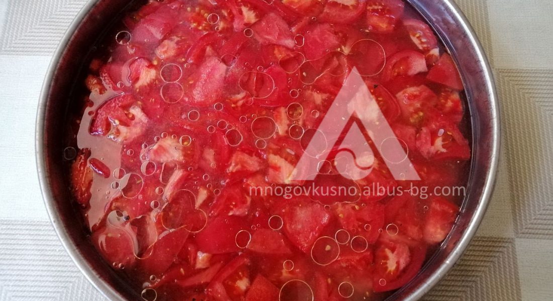 Домати с ориз на фурна.